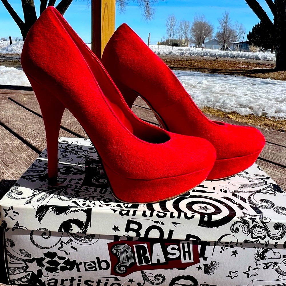 Brash red pumps